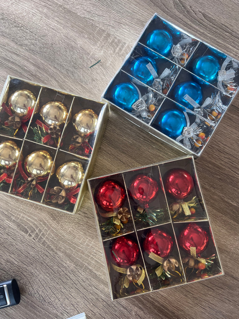 Pack of ornaments-H839