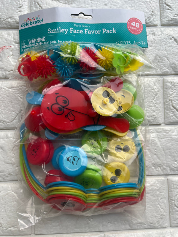 Smiley favor pack