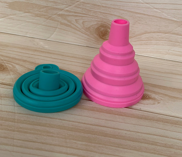 Silicone funnel