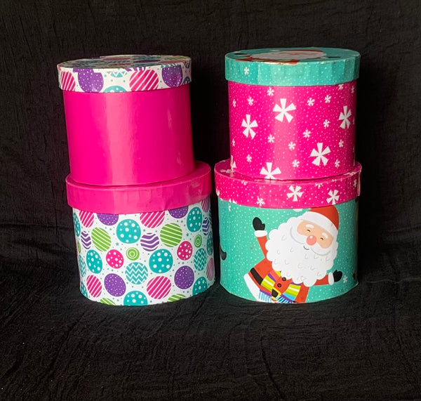 Set of Round Boxes